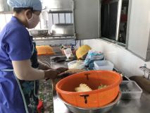 sơ chế thức ăn