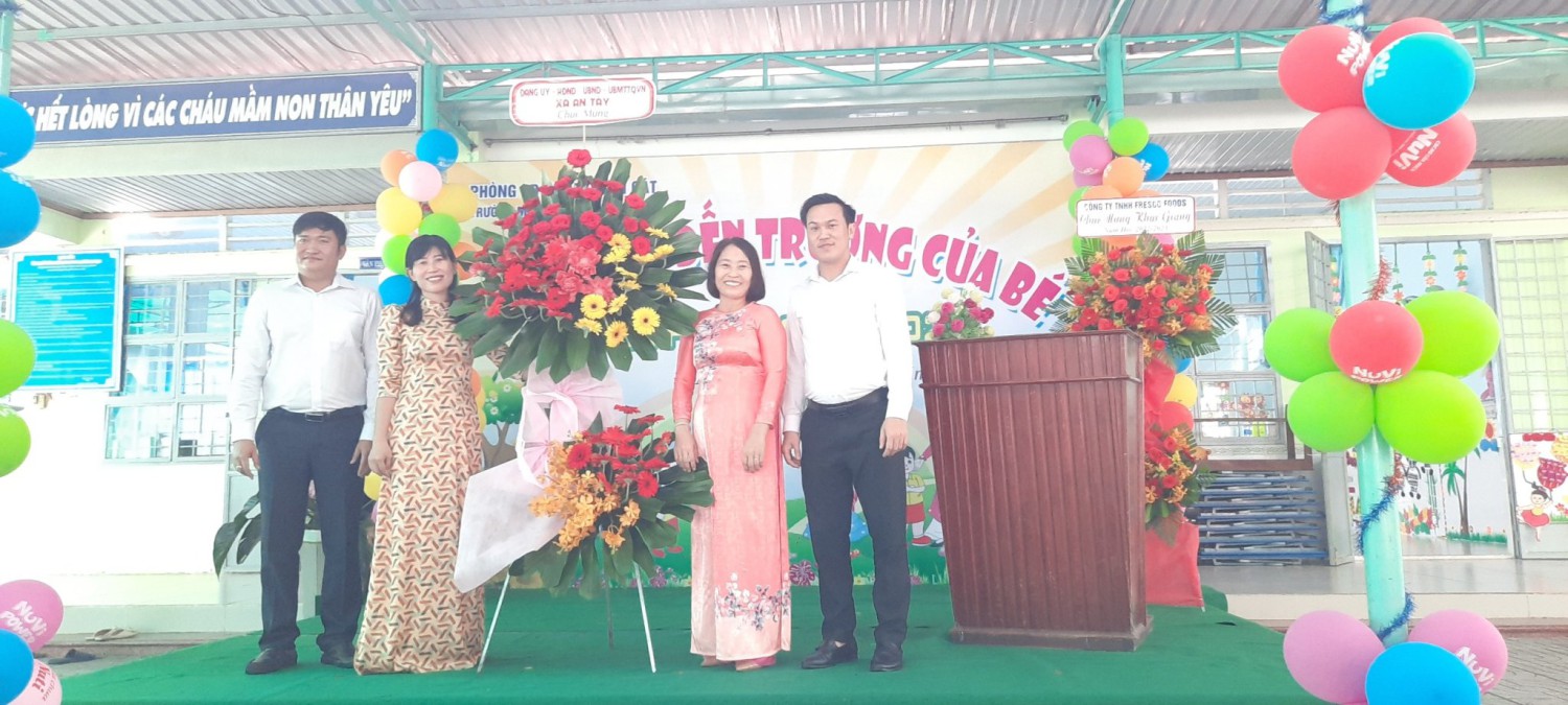 lễ khai giảng