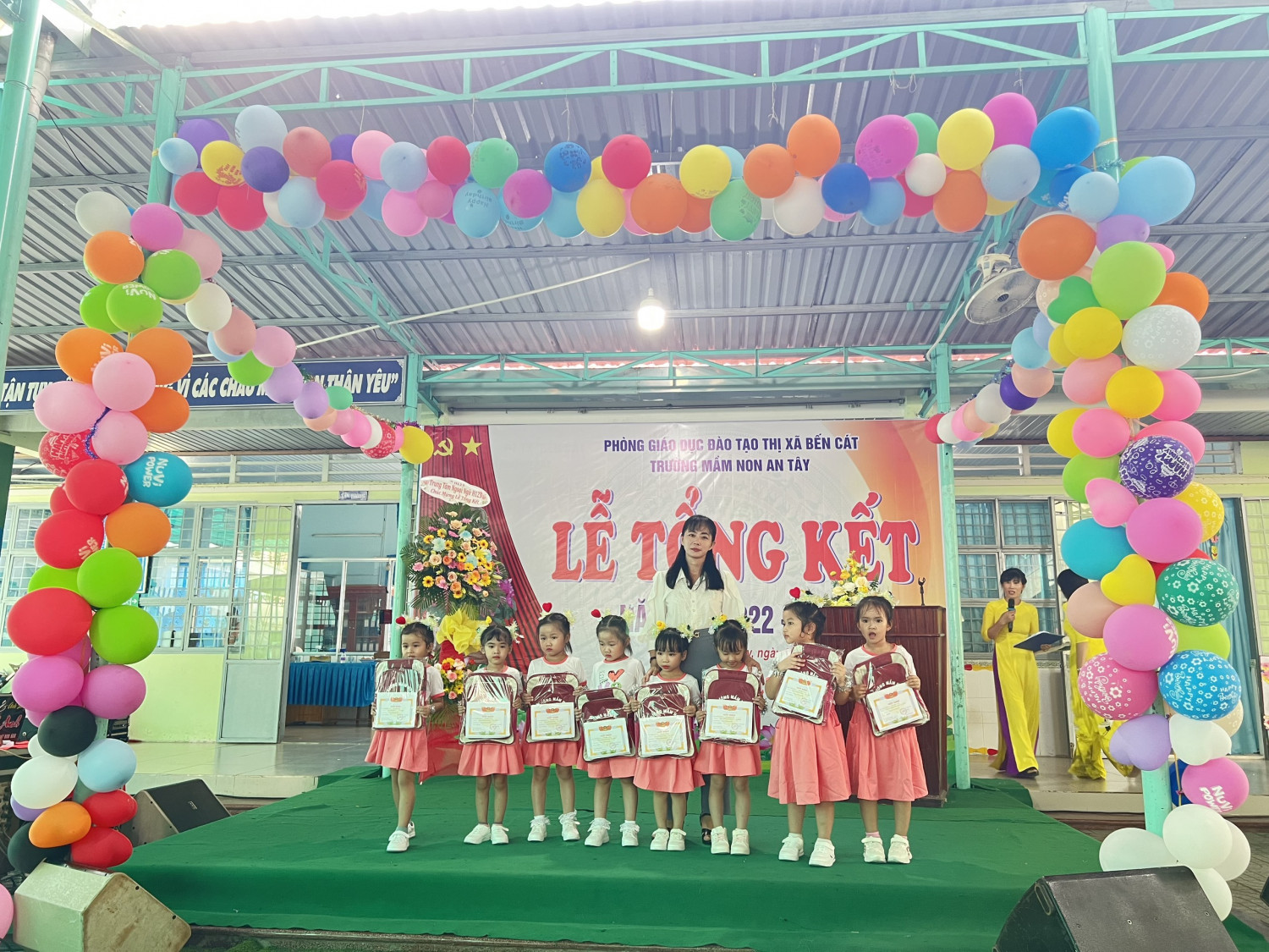 khen thưởng lớp chồi 3 2