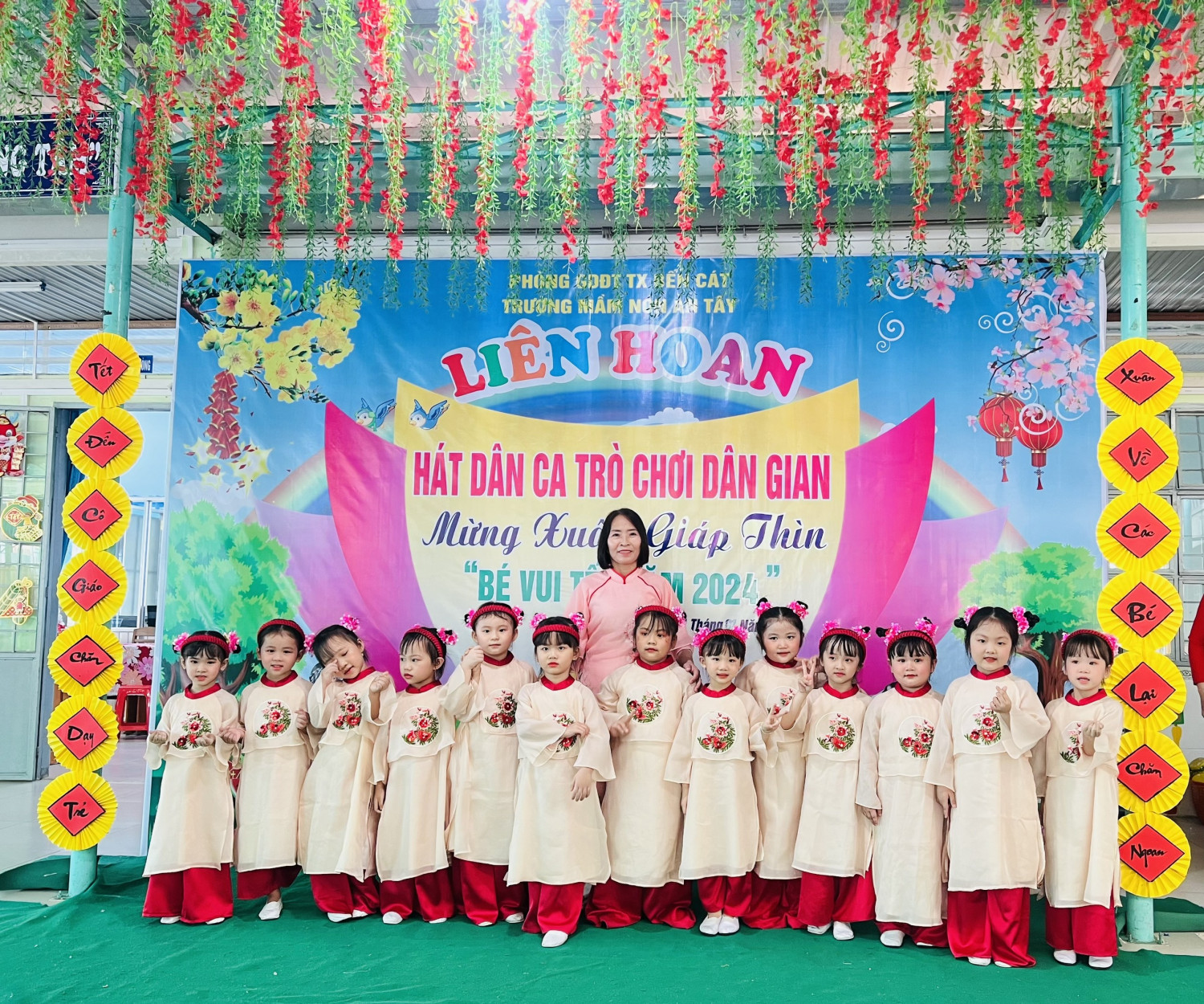 Liên hoan tiếng hát dân ca- trò chơi dân gian mừng Xuân Giáp Thìn 2024