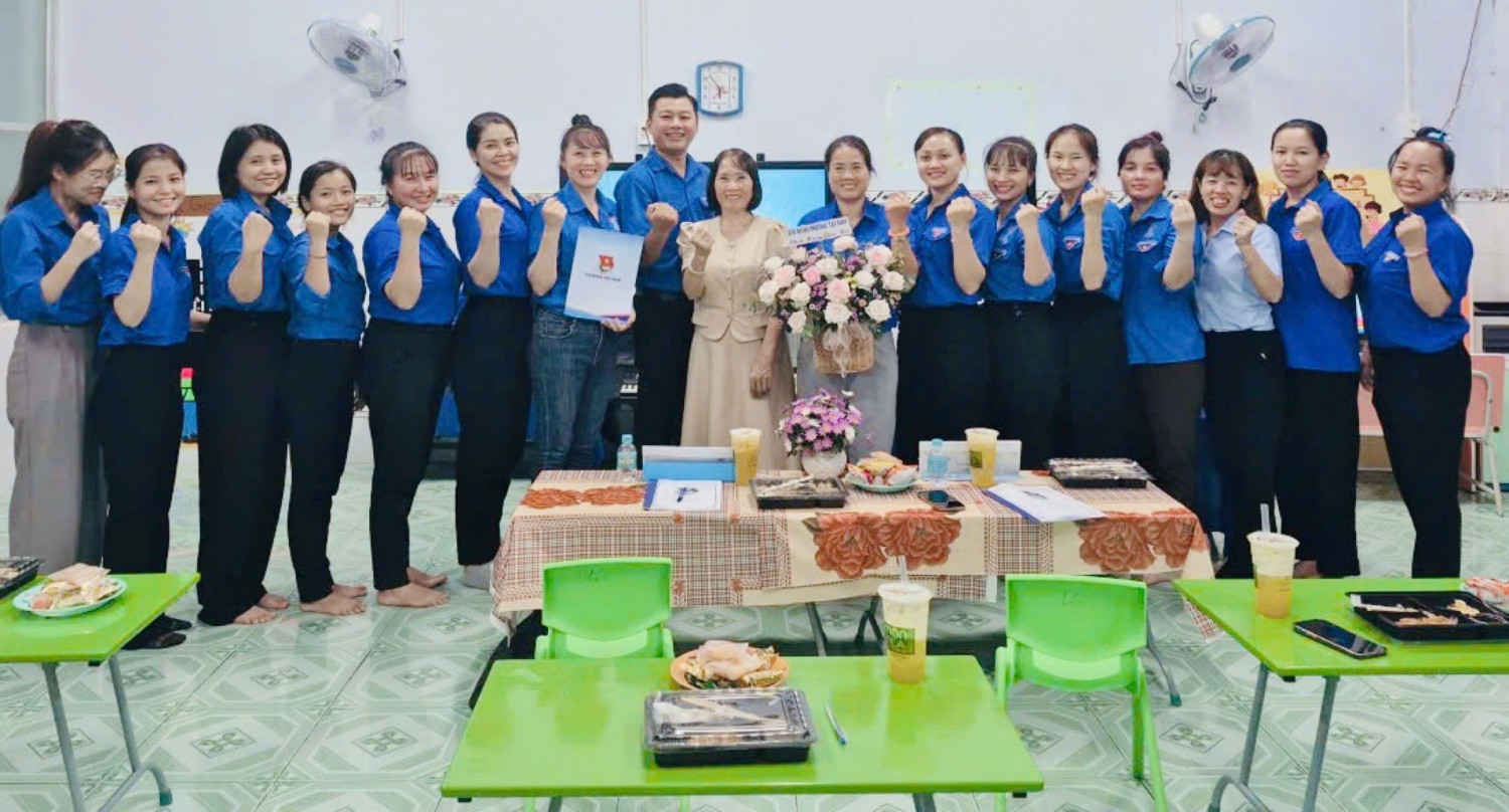 z7124128500481 49fb836e820105469a2b1081a79865b8