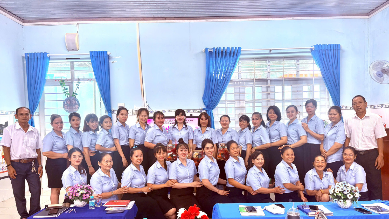 Sinh hoạt ngày 20/10