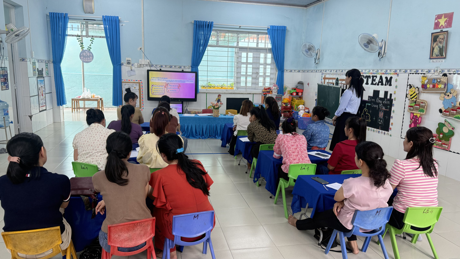 BỒI DƯỠNG CHUYÊN MÔN